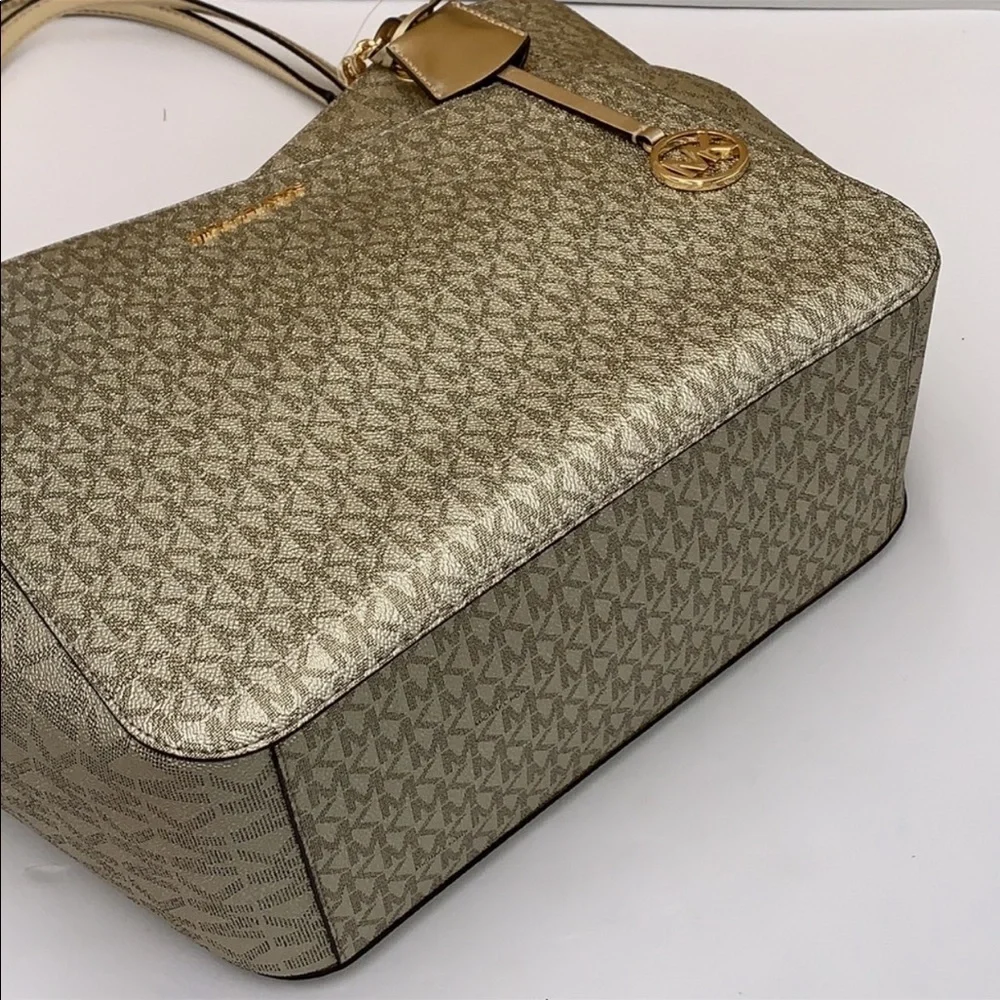 MICHAEL KORS LARGE X CHAIN SHOULDER TOTE BAG PALE GOLD COLOR